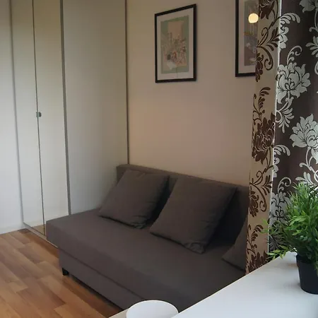 Saska Kepa Zwyciezcow Apartment Warsaw