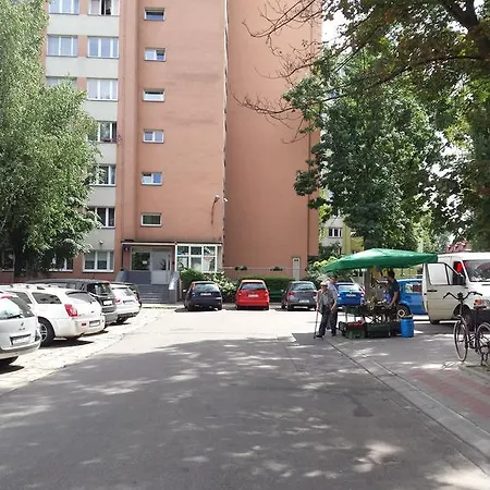 Saska Kepa Zwyciezcow Apartment *